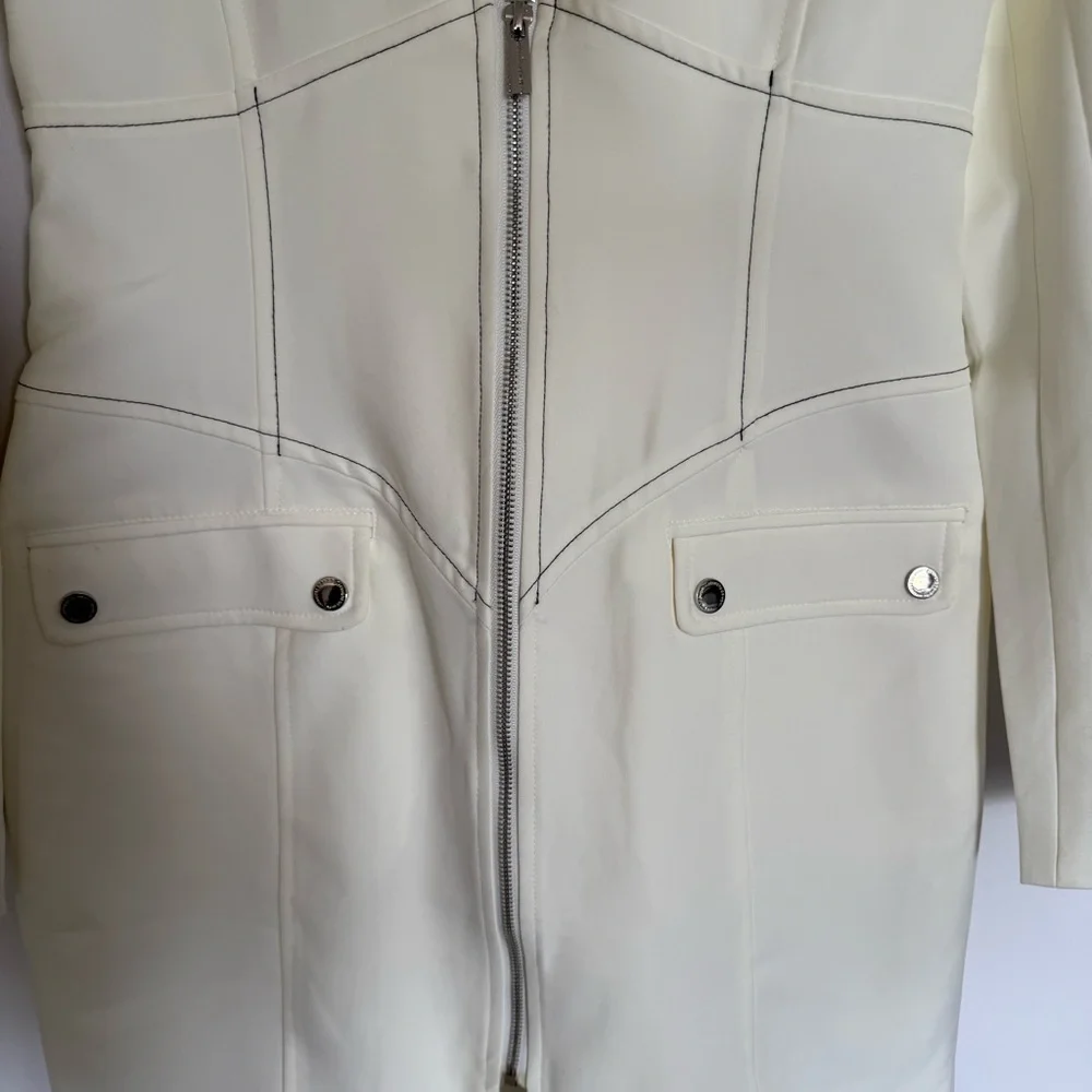 Maniere De Voir Cream Zip-Front Trench Coat